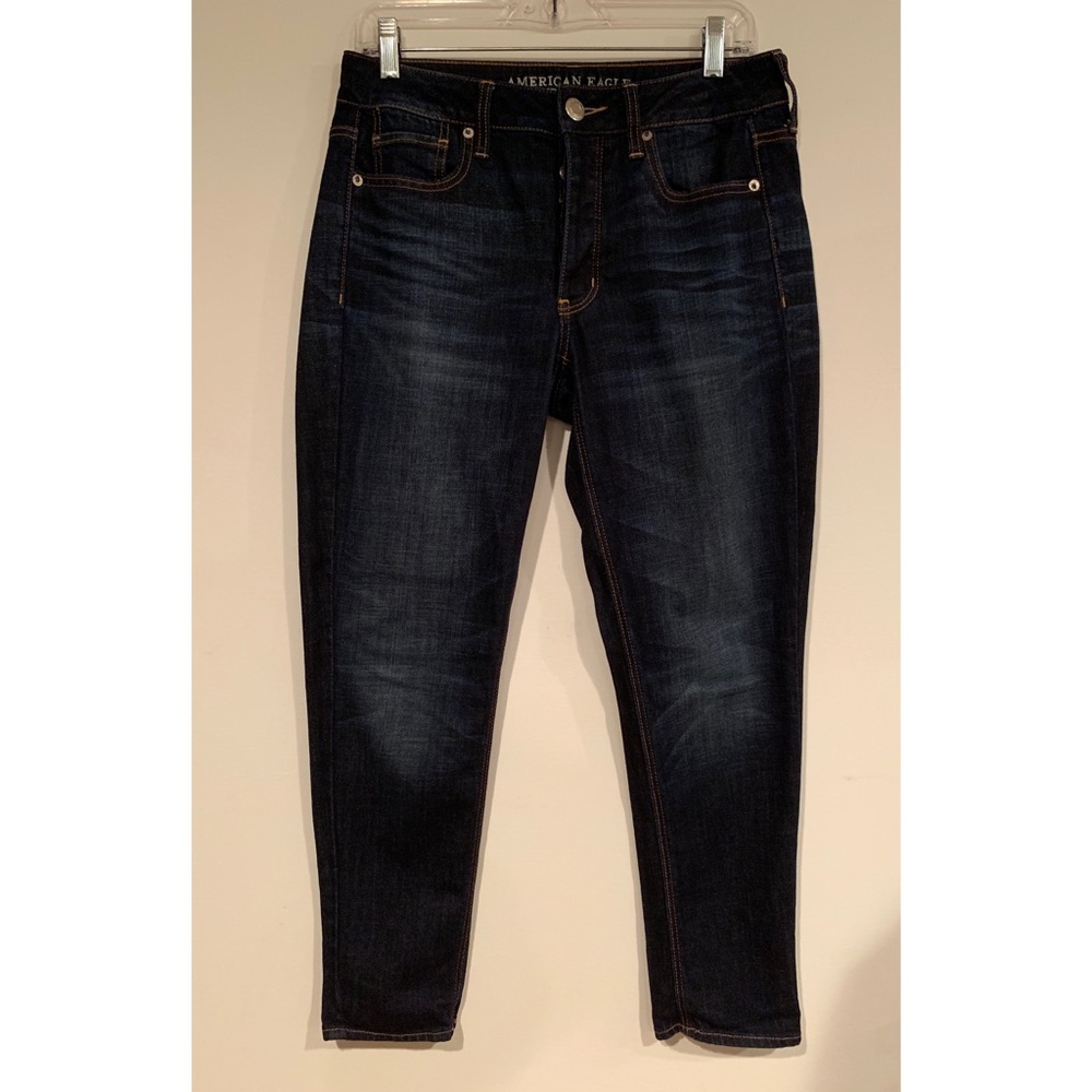 AE Tomgirl Jeans - Size 4 Short